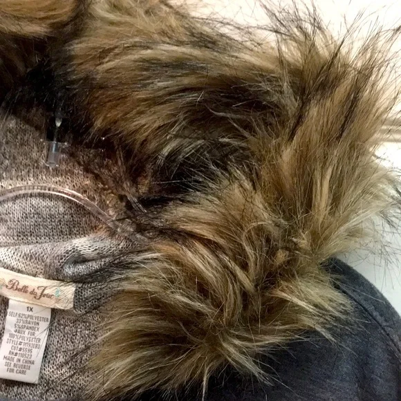 Taupe Poncho with Faux Fur Trim & Pom Poms - Picture 4 of 8